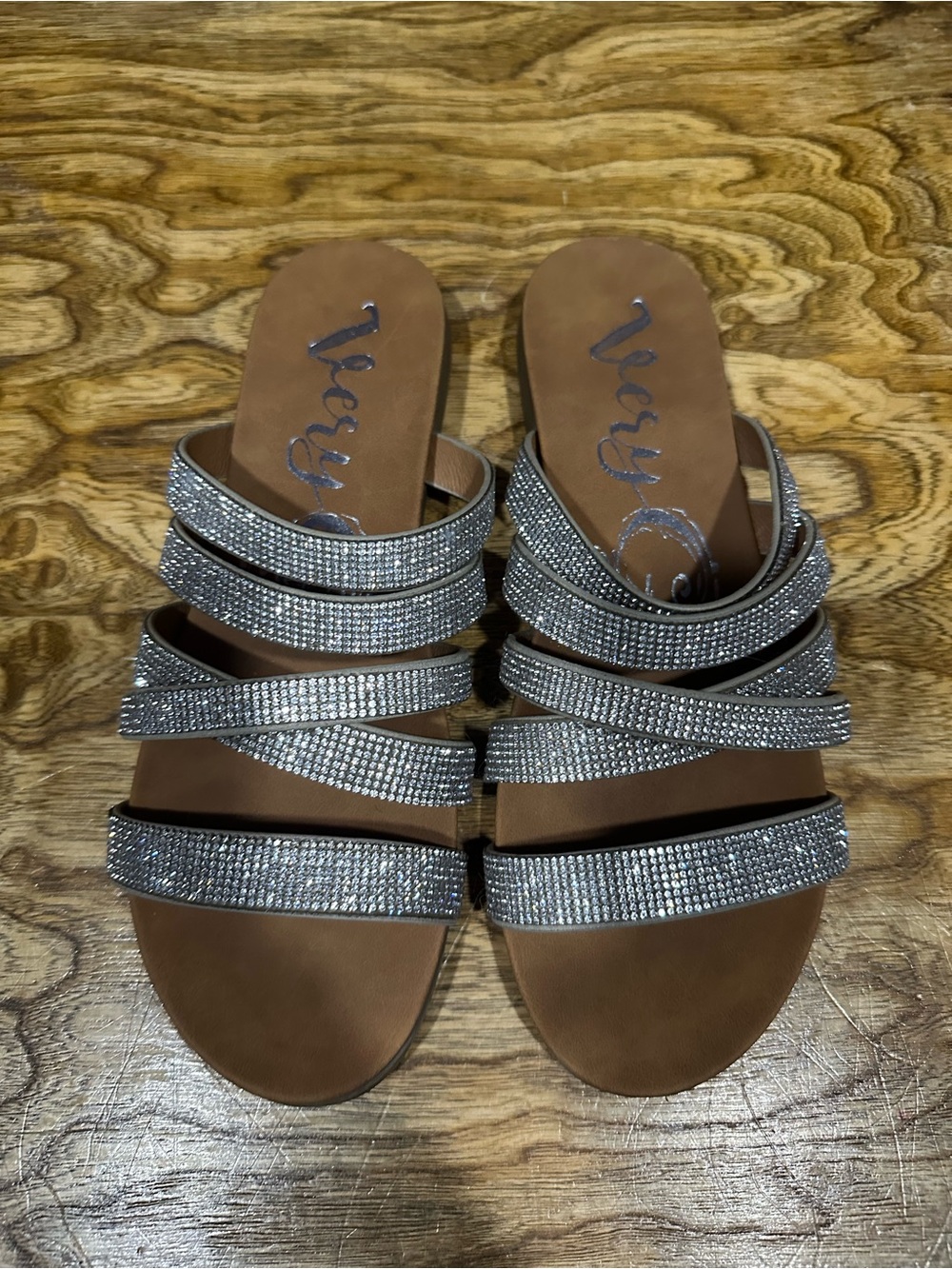 Very G rhinestone strappy sandals Sz 9